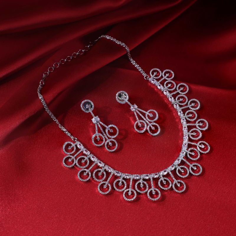 Moony Enchant Necklace Set