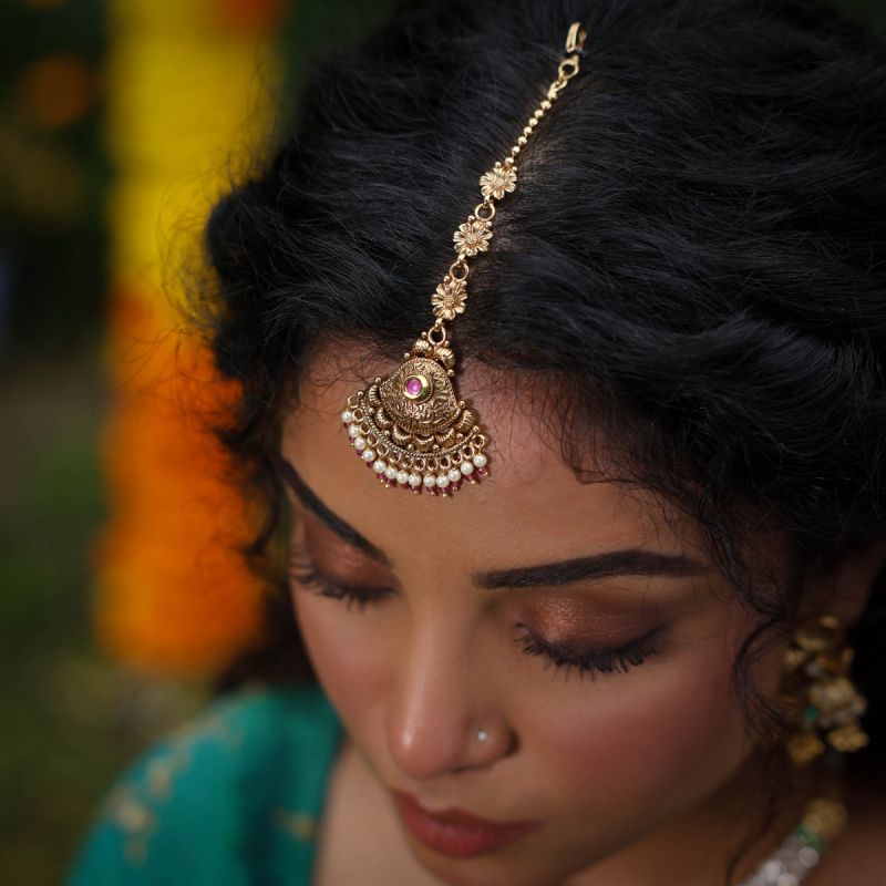 Timeless Charm Mangtika