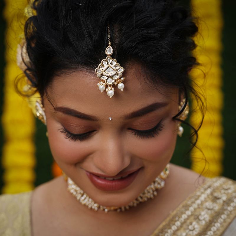 Shiny Elegance Mangtika