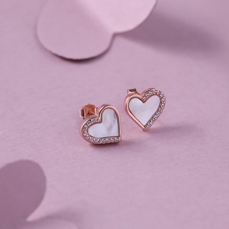 Lovey Dovey Pearls Earrings